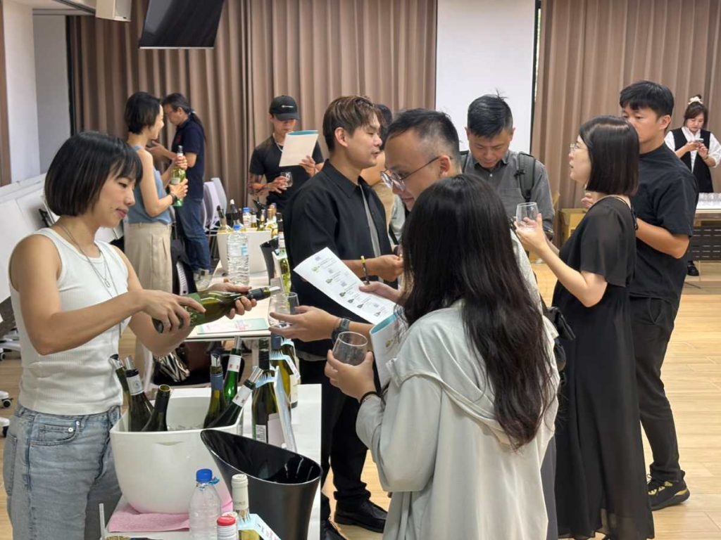 在沃茲舉辦夏日酒節活動